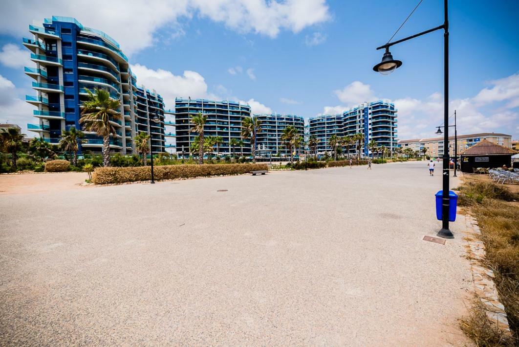 Apartamento Sea Senses Frente Al Mar Торевьиа Экстерьер фото