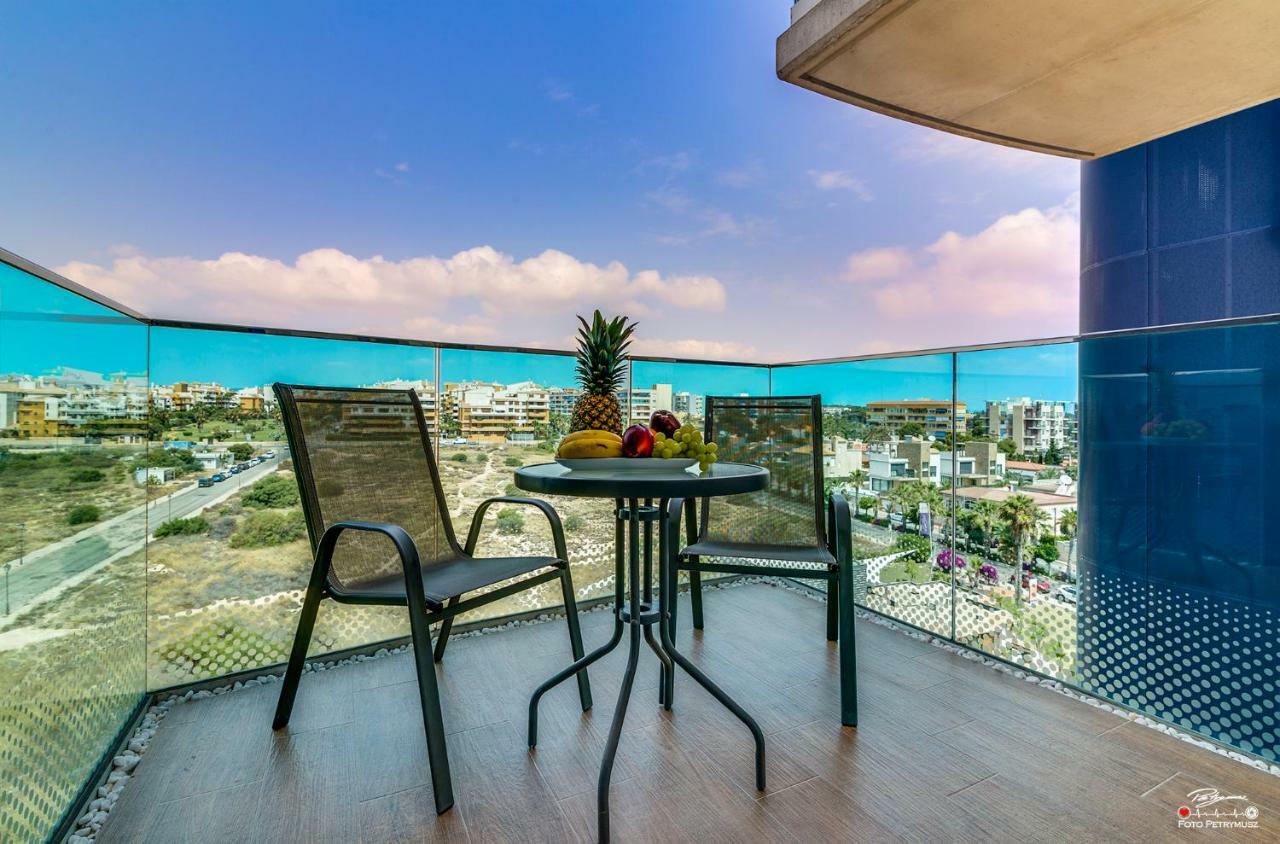 Apartamento Sea Senses Frente Al Mar Торевьиа Экстерьер фото