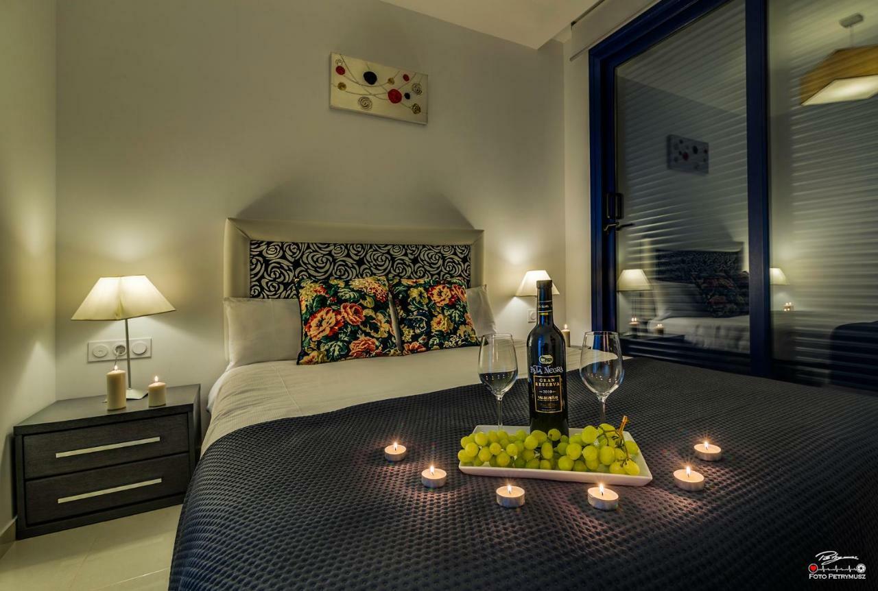 Apartamento Sea Senses Frente Al Mar Торевьиа Экстерьер фото